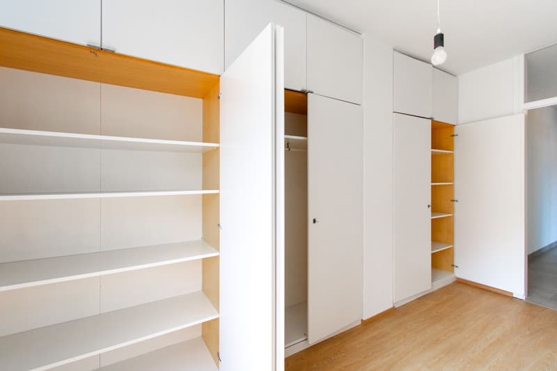 GROßES 5.5-ZIMMER-WOHNUNG IN EINER SEHR GUTERSERVICIERTEN GEGENDE (10)