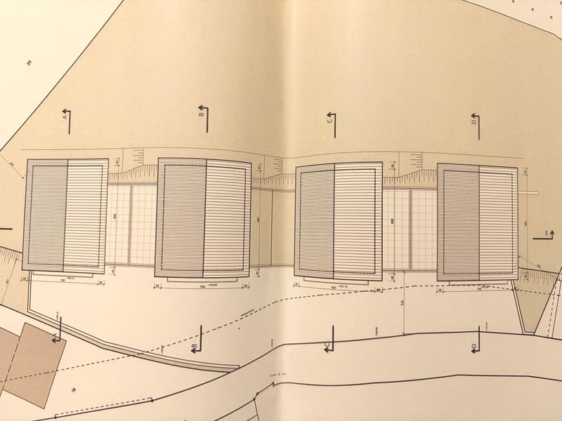 Terrain avec projet approuvé pour 4 maisons à Lugano-Valcolla (2)