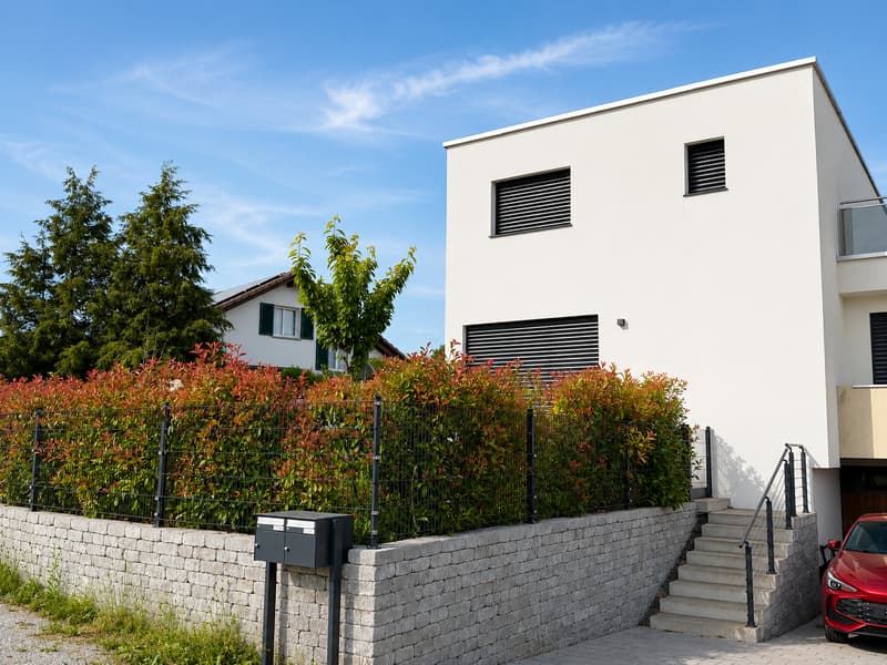 Villa di 4,5 locali con giardino e terrazza - In affitto dal 01.09.2026 (1)