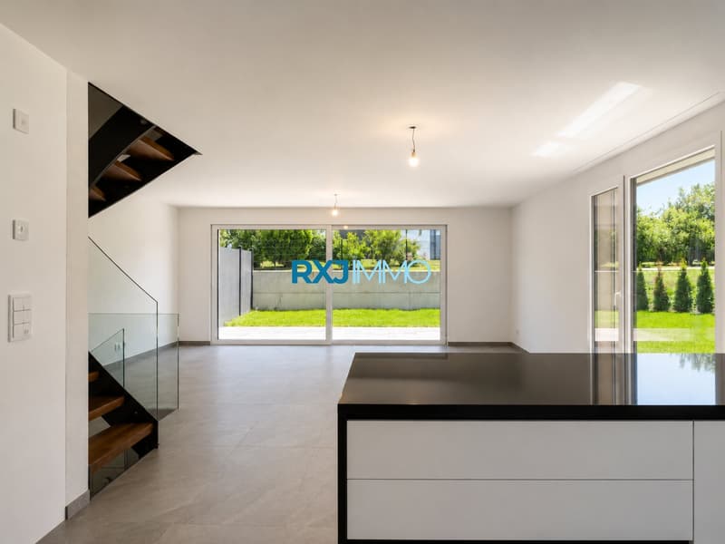 Villa neu 4,5 Zimmer mit Garten von 343 m² – Hell und modern – sofort verfügbar (3)