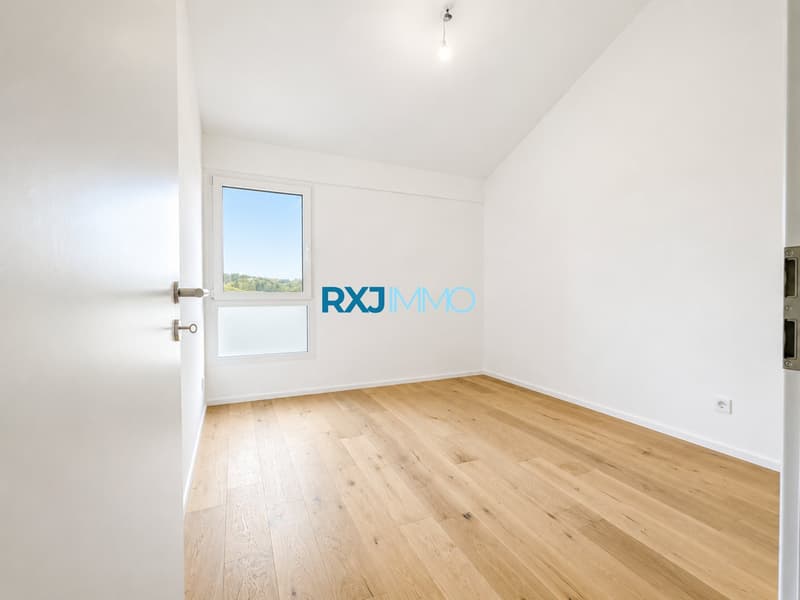 Villa neu 4,5 Zimmer mit Garten von 343 m² – Hell und modern – sofort verfügbar (11)
