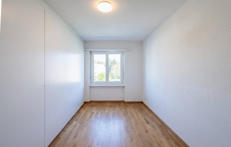Büro oder Kinderzimmer
