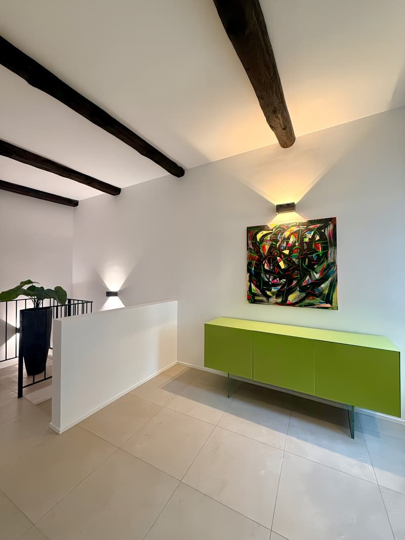 Elegante Villa di 6.5 locali con Vista Panoramica a Lugano – Disponibile Subito (25)