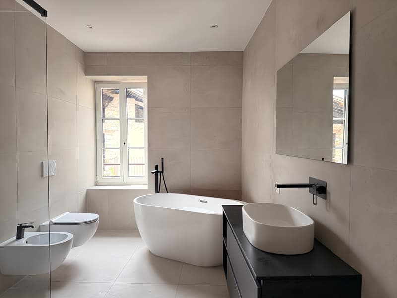 Elegante Villa di 6.5 locali con Vista Panoramica a Lugano – Disponibile Subito (9)