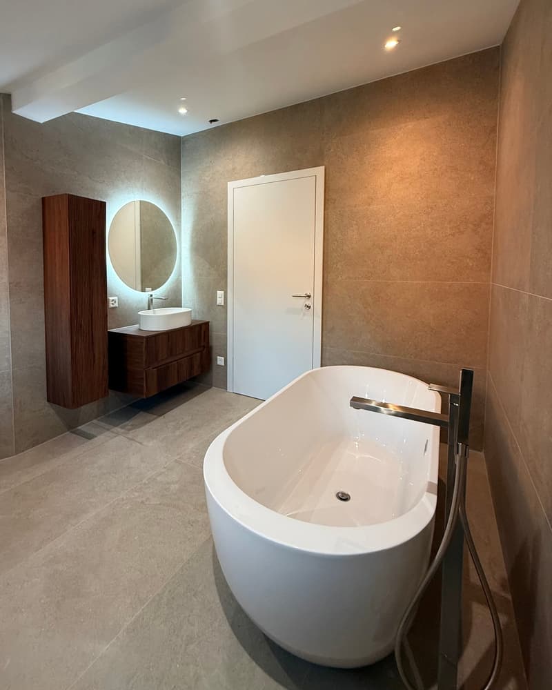 Elegante Villa di 6.5 locali con Vista Panoramica a Lugano – Disponibile Subito (22)