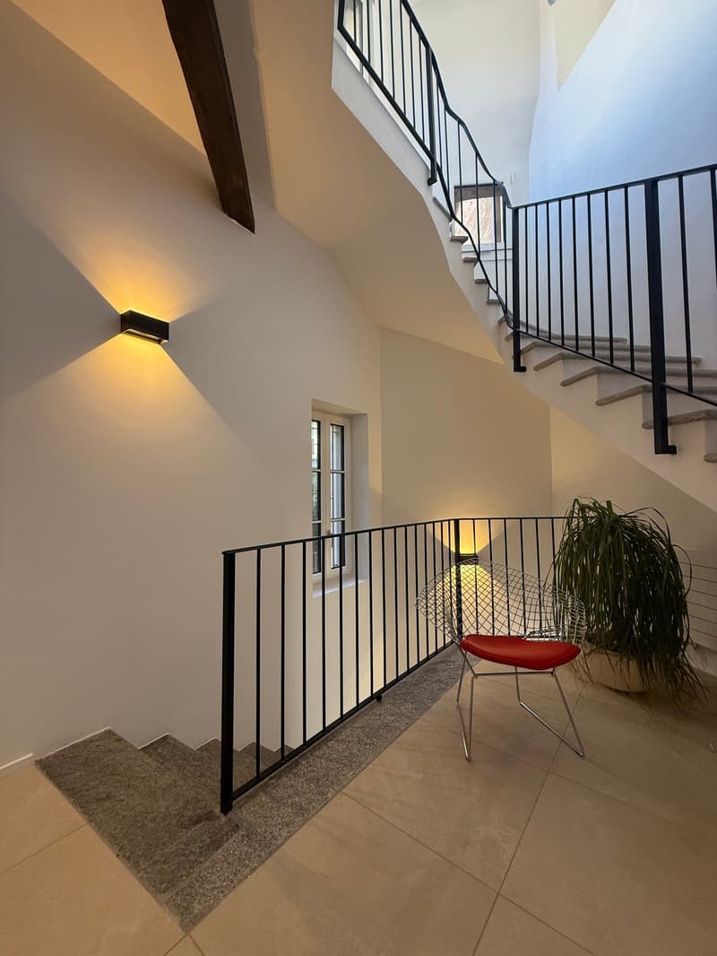 Elegante Villa di 6.5 locali con Vista Panoramica a Lugano – Disponibile Subito (24)