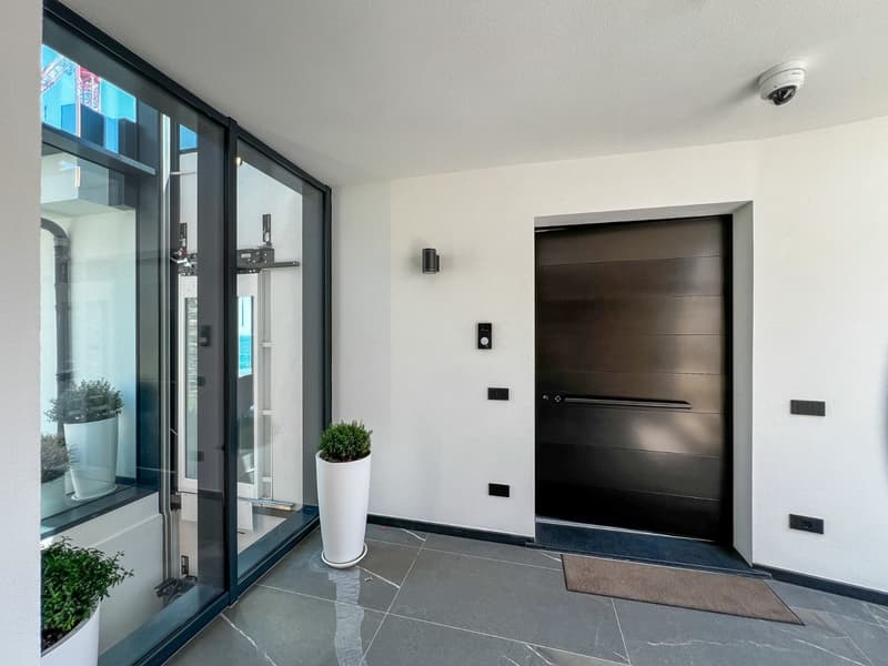 Villa contemporanea con piscina a sfioro e vista mare sulla Riviera ligure (42)