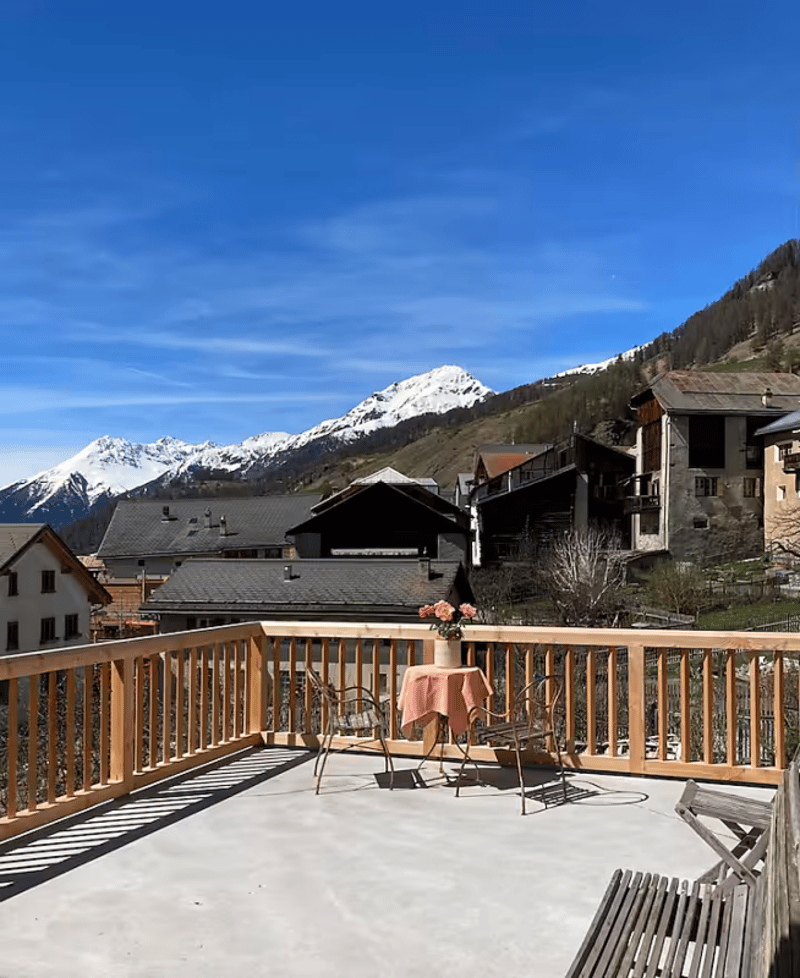 Rara opportunità in Engadina. Rarità - unità abitativa caratteriale con grande terrazza soleggiata, orientamento a sud e vista imprenabile (7)