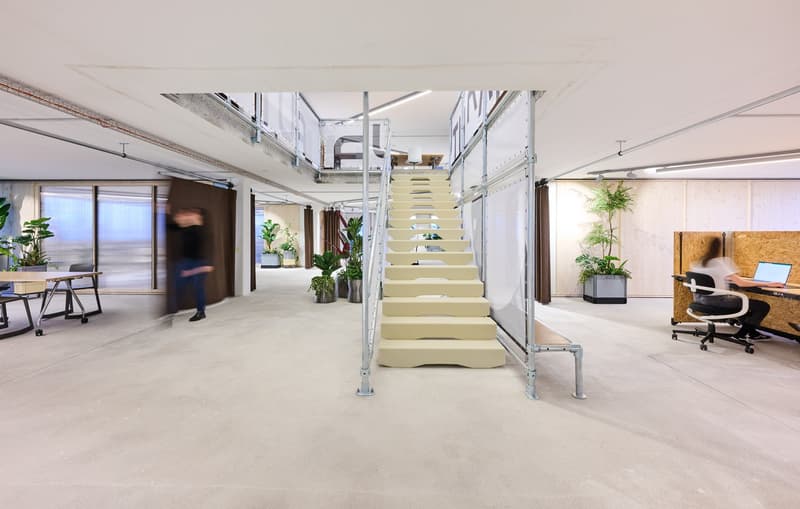 Configure your desired space from 400 m² (8)