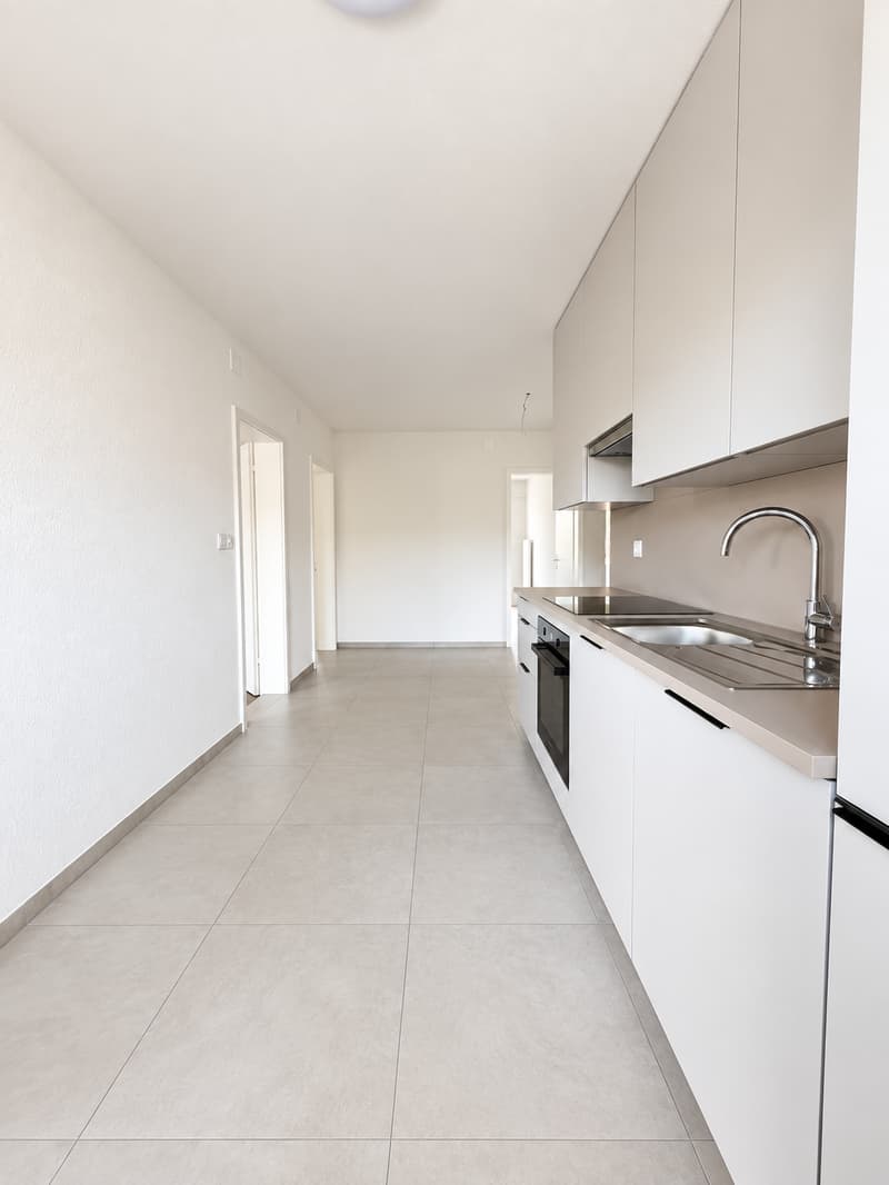 Moderne 4-Zimmer-Wohnung – Erstbezug nach hochwertiger Kernsanierung (3)