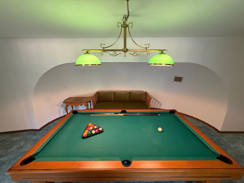 Einzigartige 14-Zimmer-Villa zur möblierten Miete in Metzerlen-Mariastein (28)
