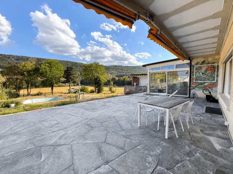 Einzigartige 14-Zimmer-Villa zur möblierten Miete in Metzerlen-Mariastein (1)