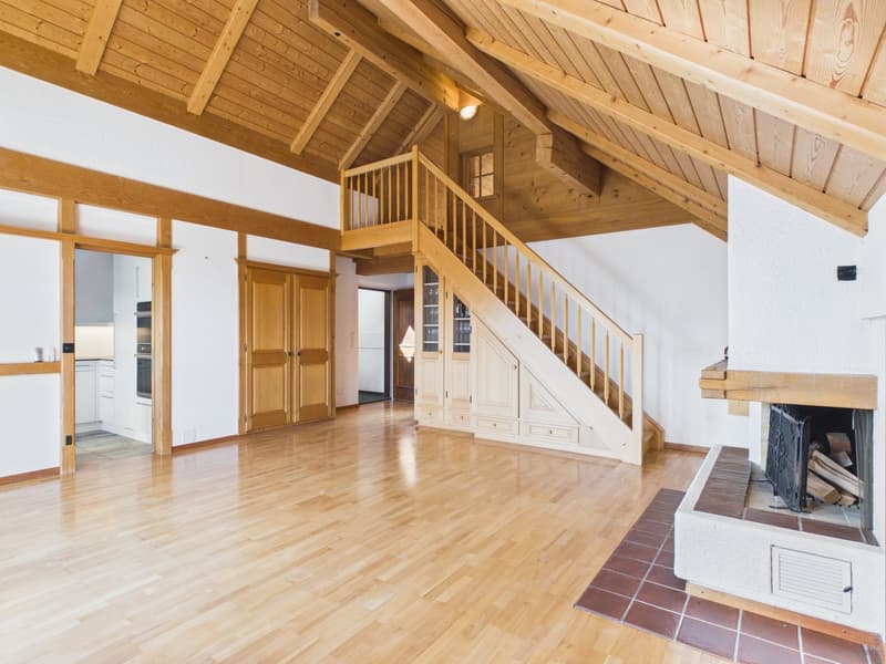 3,5 Zimmer Dachwohnung mit Bergsicht und Raumhöhe (17)