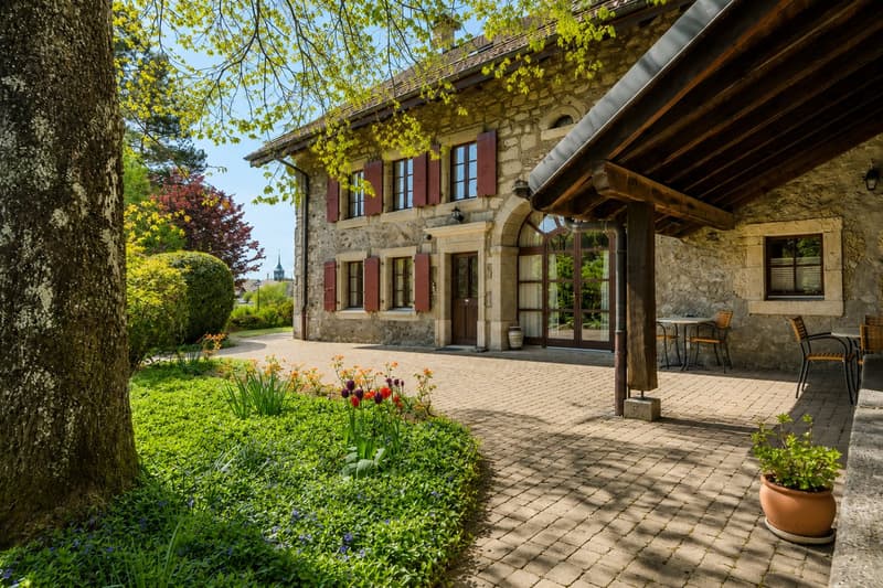 Ancienne ferme vaudoise de caractère - deux logements distincts (2)