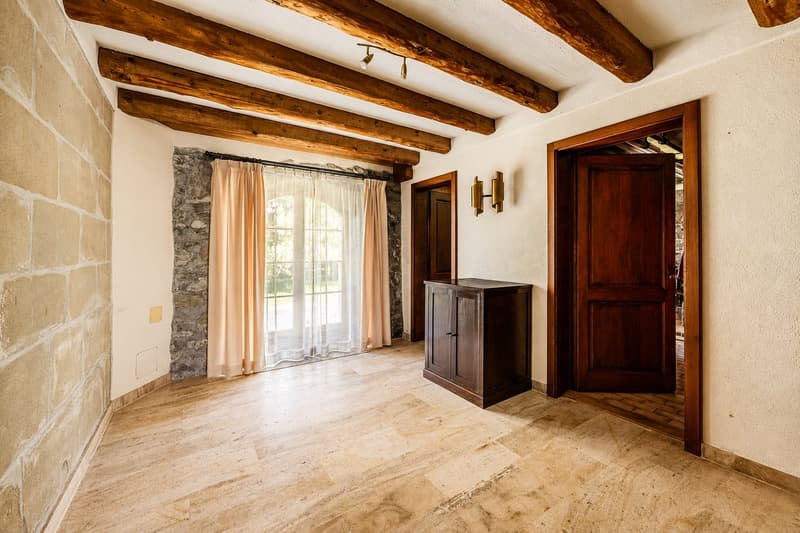 Ancienne ferme vaudoise de caractère - deux logements distincts (8)