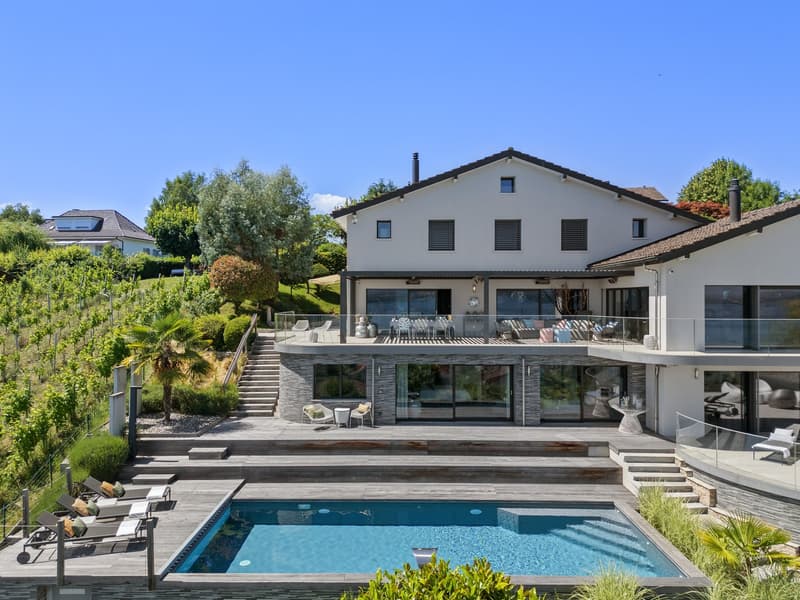 Villa d'exception avec vue spectaculaire sur le Léman (10)