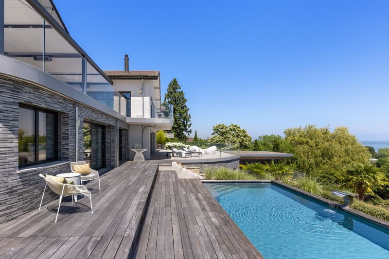 Villa d'exception avec vue spectaculaire sur le Léman (5)