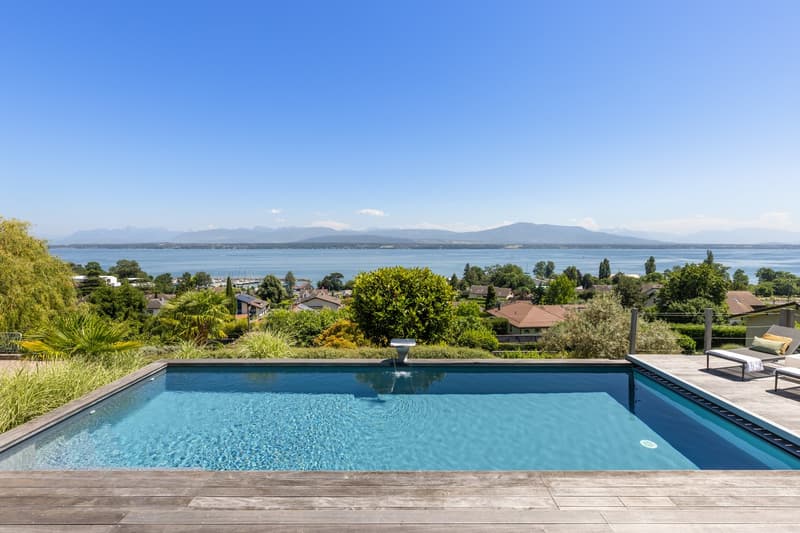 Villa d'exception avec vue spectaculaire sur le Léman (8)