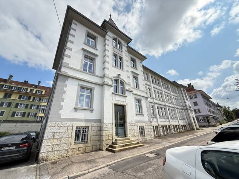Historisches Industriegebäude zum Verkauf – Rue Beau-Site 17, Le Locle (2)