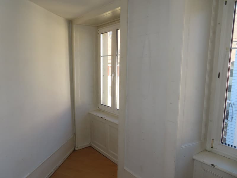 🛠️ GRAND APPARTEMENT 7 PIÈCES – AVIS AUX BONS BRICOLEURS ! (11)