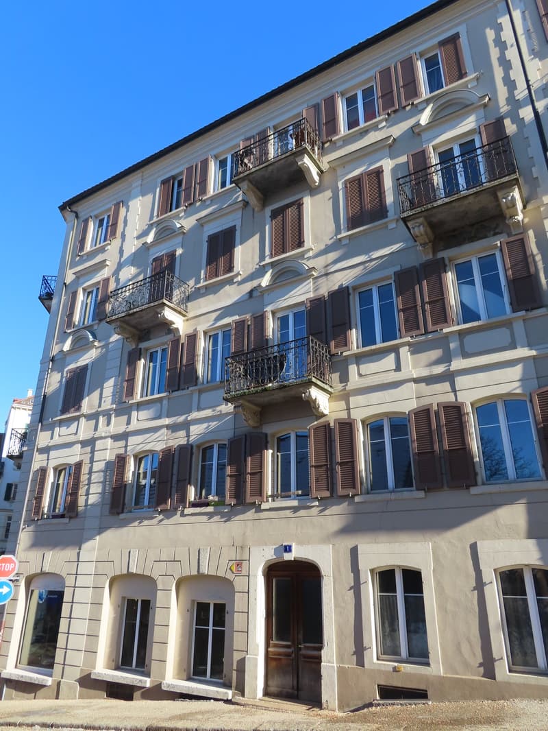 🛠️ GRAND APPARTEMENT 7 PIÈCES – AVIS AUX BONS BRICOLEURS ! (1)
