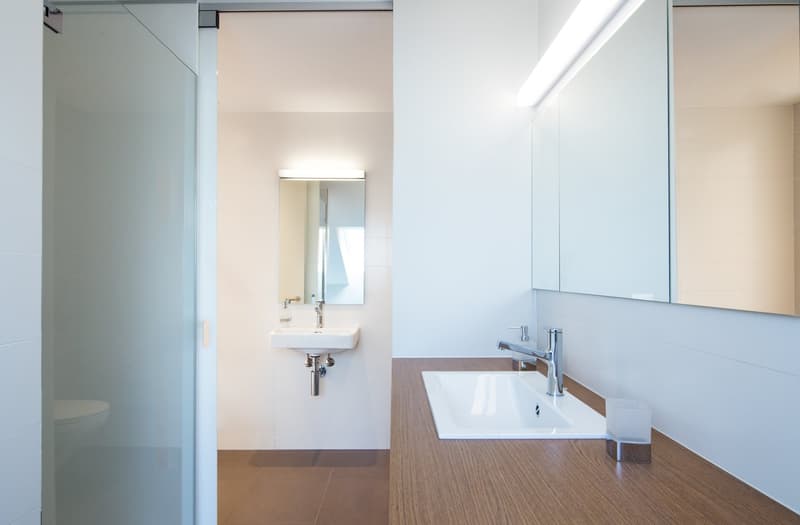 Badezimmer 2.5-ZWG im Dachgeschoss