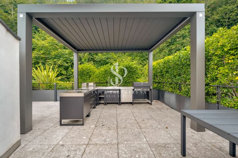 Penthouse avec toit-terrasse et vue sur le lac (15)