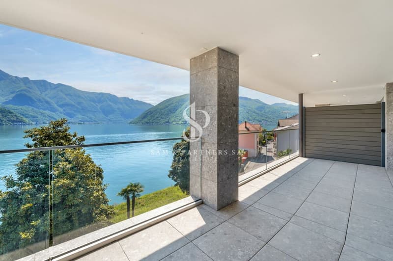 Penthouse avec toit-terrasse et vue sur le lac (1)