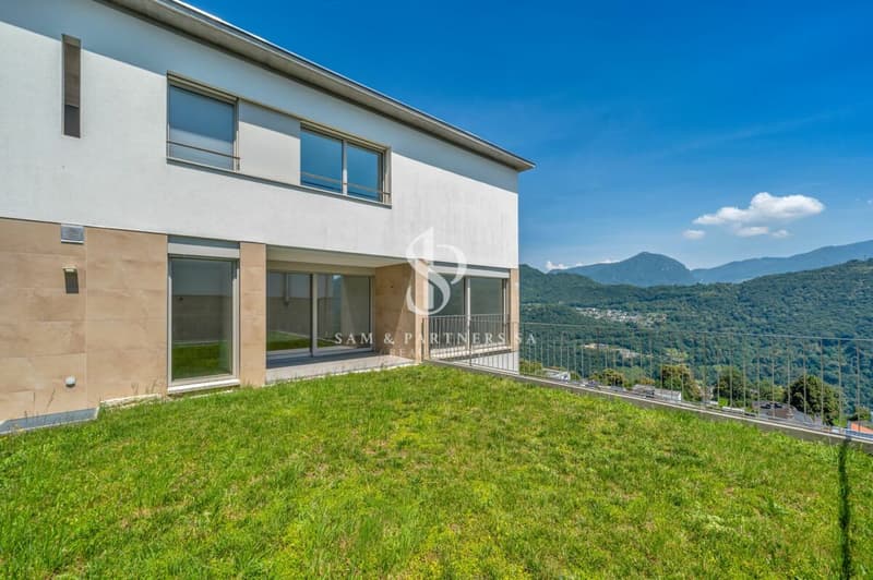 Moderna Casa di nuova costruzione (2)