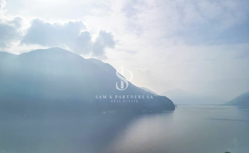 Licensed approved for a fantastic villa with lake view (2)