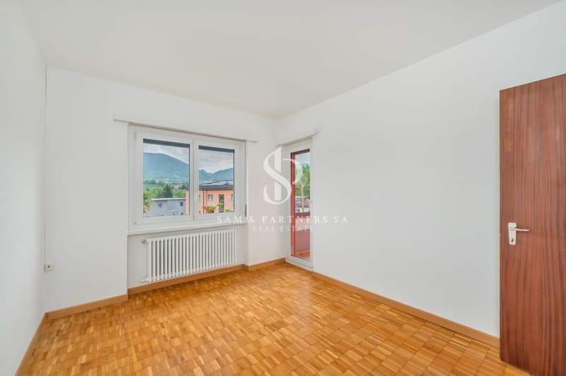 Casa con giardino (6)