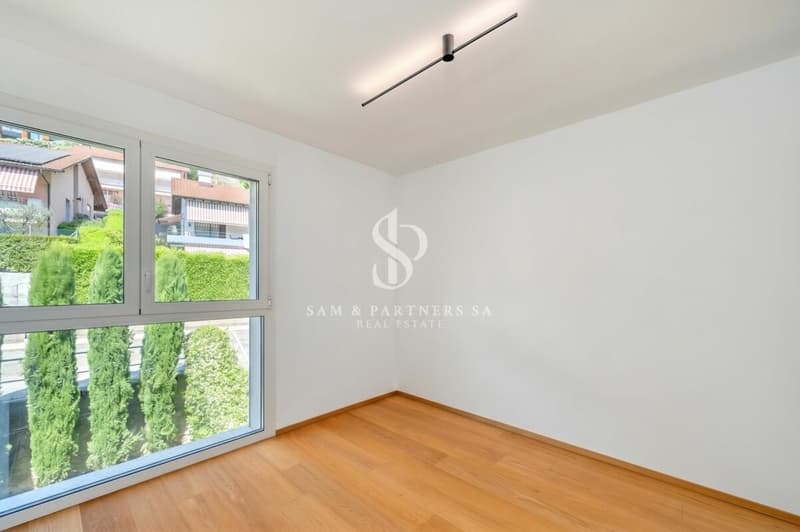 Modernes Dachgeschoss mit großer Terrasse (10)