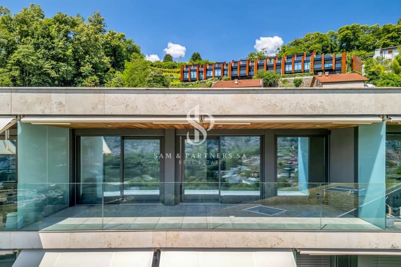 Modernes Dachgeschoss mit großer Terrasse (12)