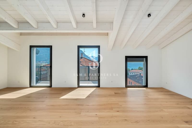 Moderno Attico 3.5 locali con vista lago copia (2)