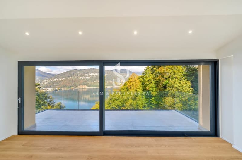 Appartamento con vista lago (2)