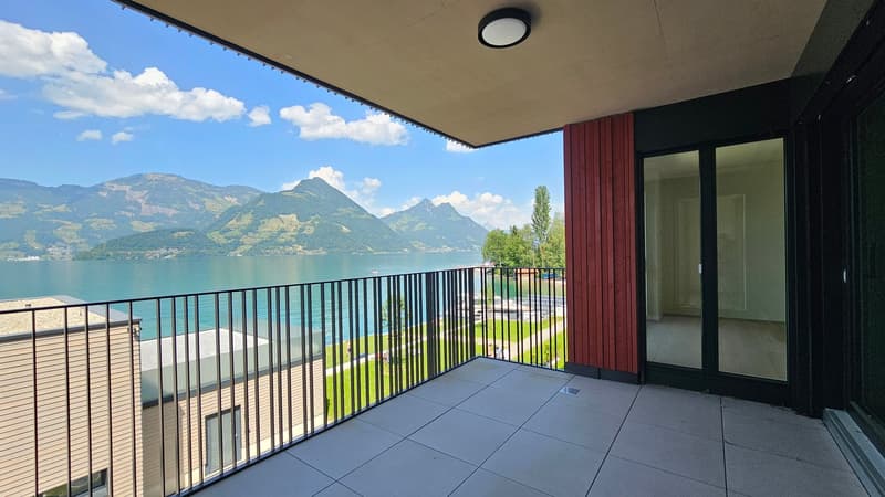 Modern 5.5-room apartment with direct lake view in Beckenried (7)