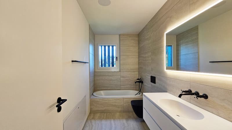 Modern 5.5-room apartment with direct lake view in Beckenried (6)