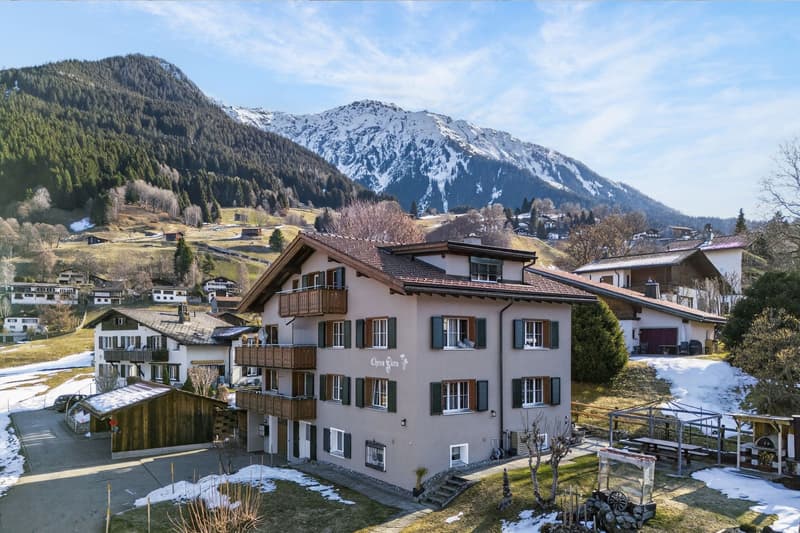 Accogliente seconda casa con vista su Gotschna e Madrisa (9)