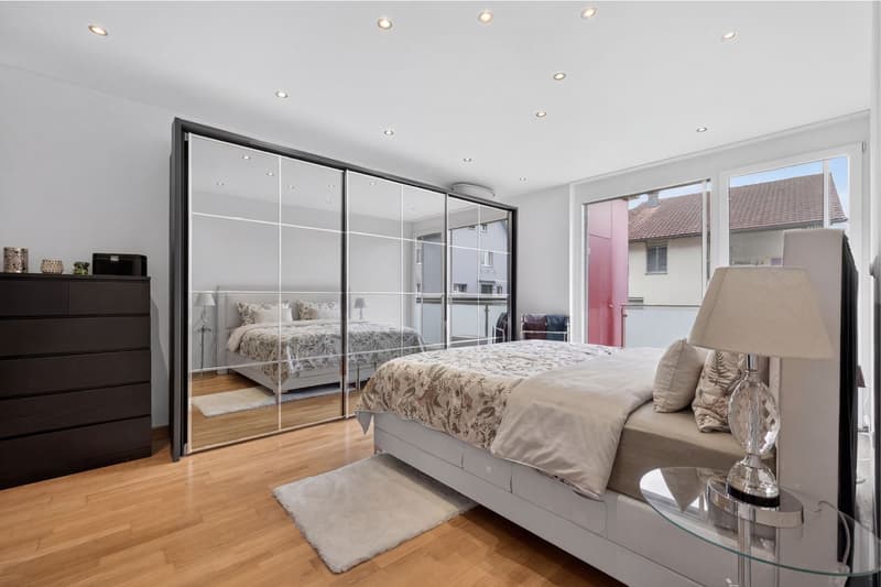 Newly valued apartment with open living concept, sunny terrace and direct garden access in a quiet location (4)