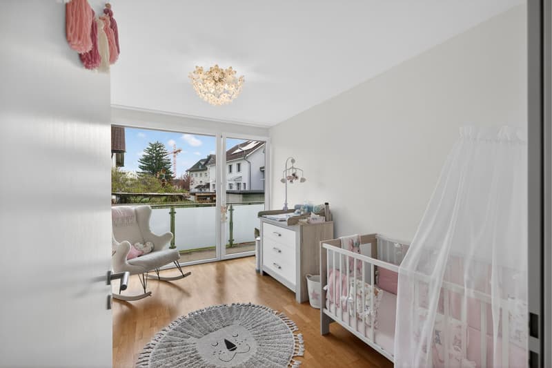 Newly valued apartment with open living concept, sunny terrace and direct garden access in a quiet location (5)