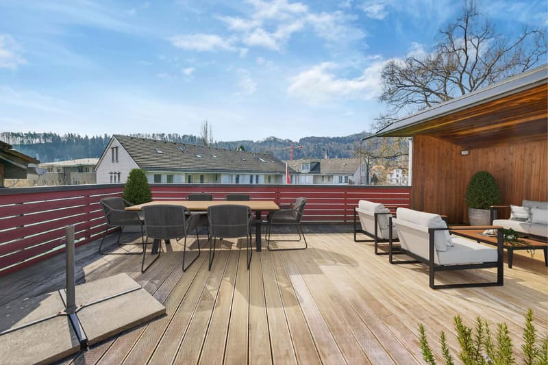 A home with heart and perspective: flexible use, development potential, and large garden (5)