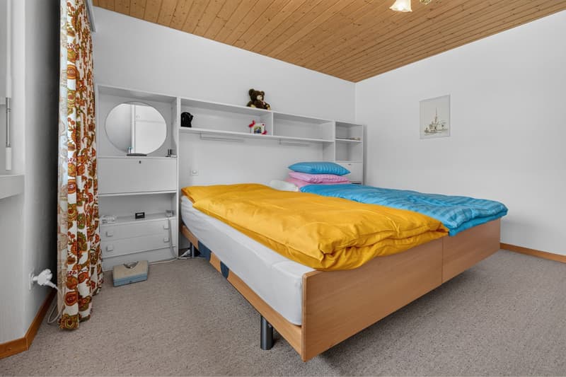 Sonniges 3.5-Zimmer-Feriendomizil mit Bergsicht, Loipe und Skilift vor der Tür (8)