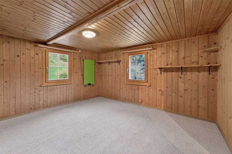 Charmantes Strickbau-Einfamilienhaus mit Wintergarten im Prättigau (6)