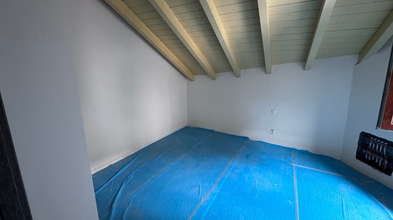 Single-family house completely renovated in Miglieglia (4)