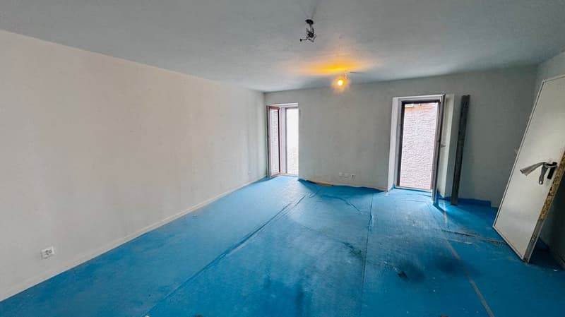 Single-family house completely renovated in Miglieglia (3)
