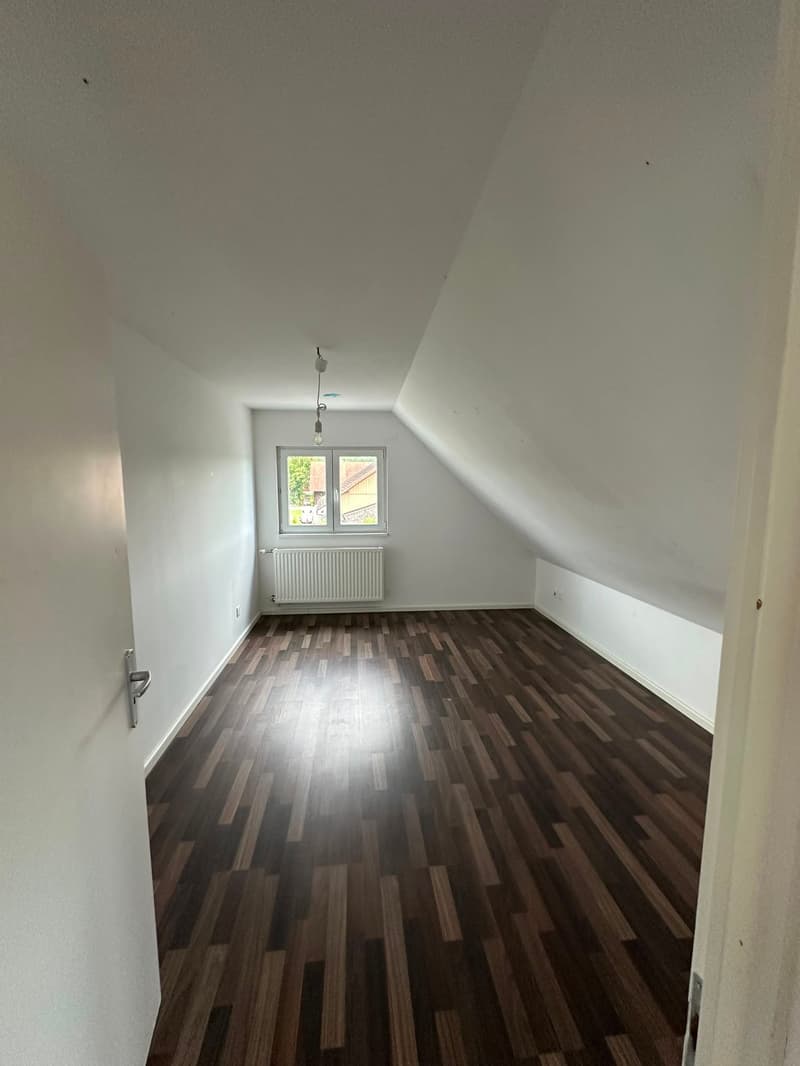Charmante 3.5-Zimmer-Wohnung in historischem Gebäude in Salmsach (9)