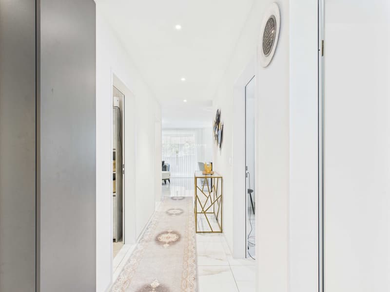 Appartement moderne 4.5 pièces avec balcon & 2 places de parking souterrain à vendre à Ottenbach (7)