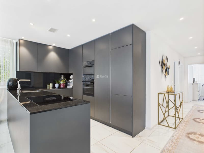 Moderne 4.5-Zi.-Wohnung mit Balkon & 2 TG in Ottenbach kaufen (12)