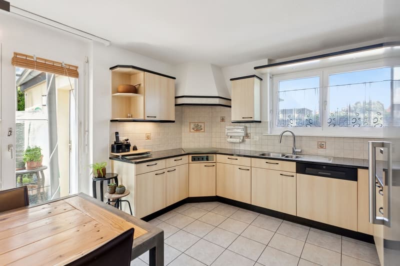 Bella villa contemporanea ad Avry-sur-Matran (5)