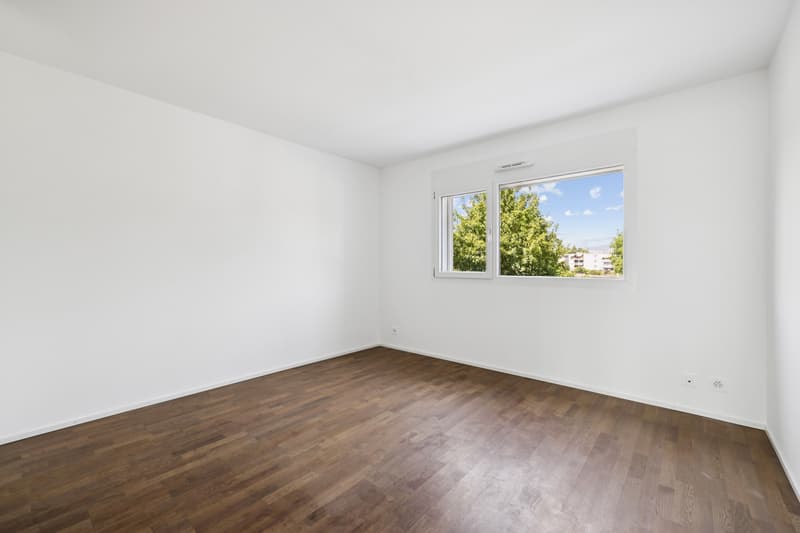 EXCLUSIVITÉ ! Bel appartement de 2.5 pièces avec balcon de 14 m2 (5)